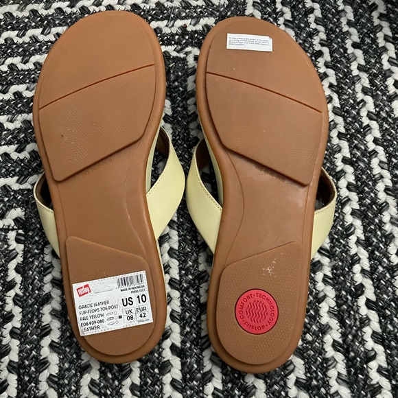 NWOT Fitflops GRACIE Leather Flip flops Leather Sandals Size 10 - Picture 7 of 8